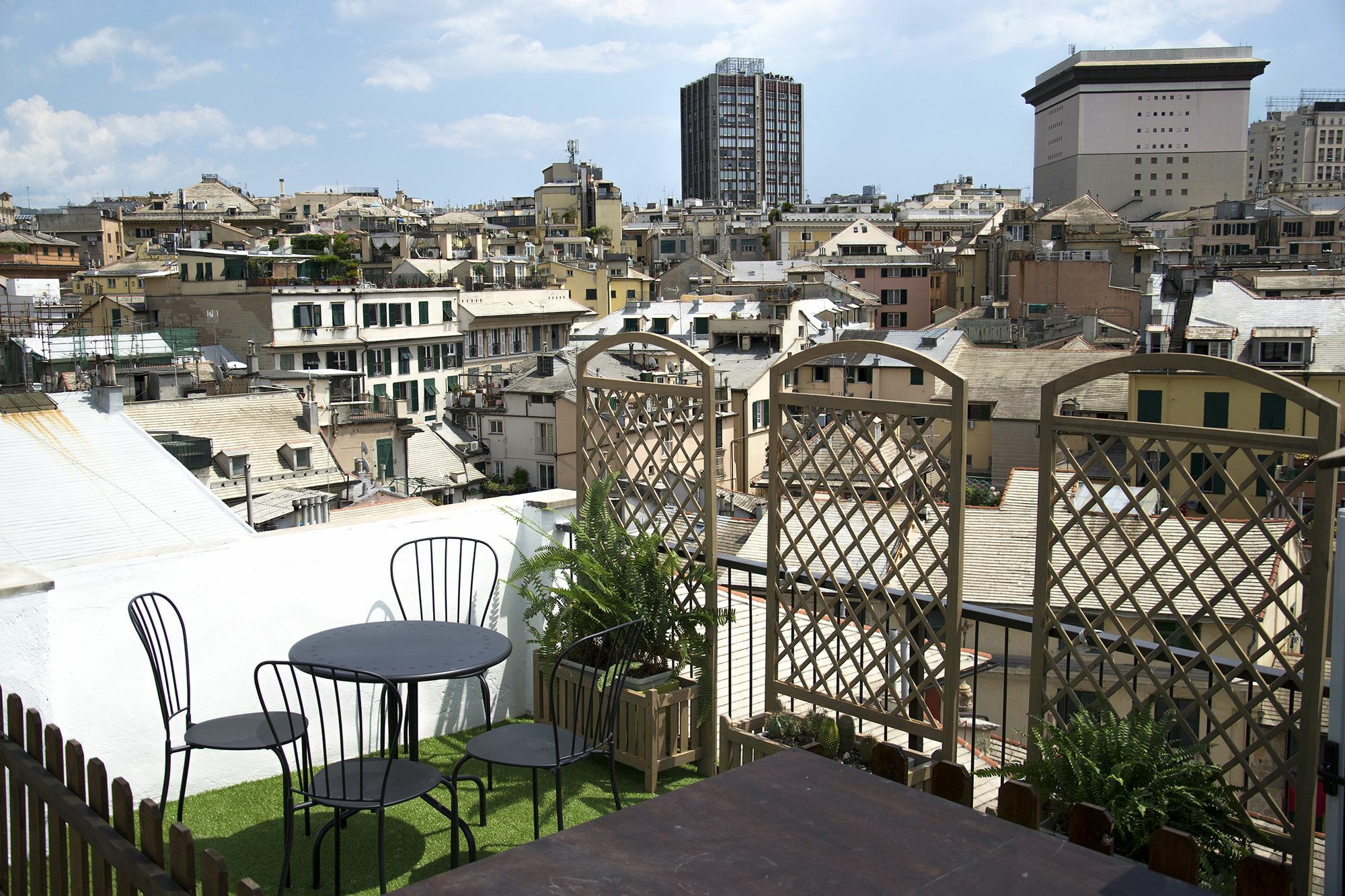 Sky On The Roofs - Il Cielo Sui Tetti 3* Genua